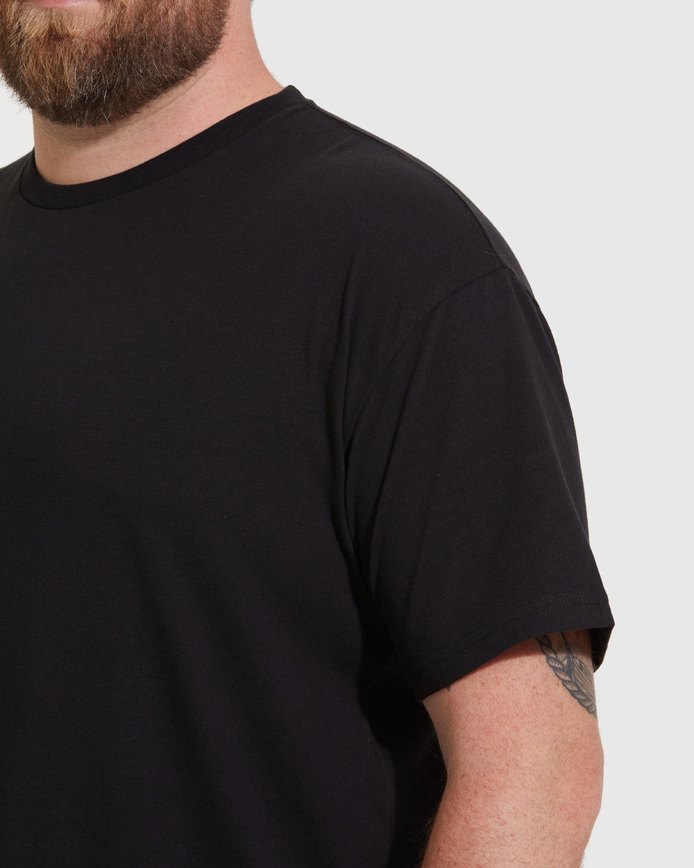 Tits Mens Small T-Shirt Black Graphic Tee MobShit Short Sleeve