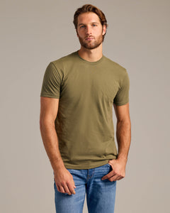 True ClassicKurzärmliges T-Shirt mit Rundhalsausschnitt in Military Green