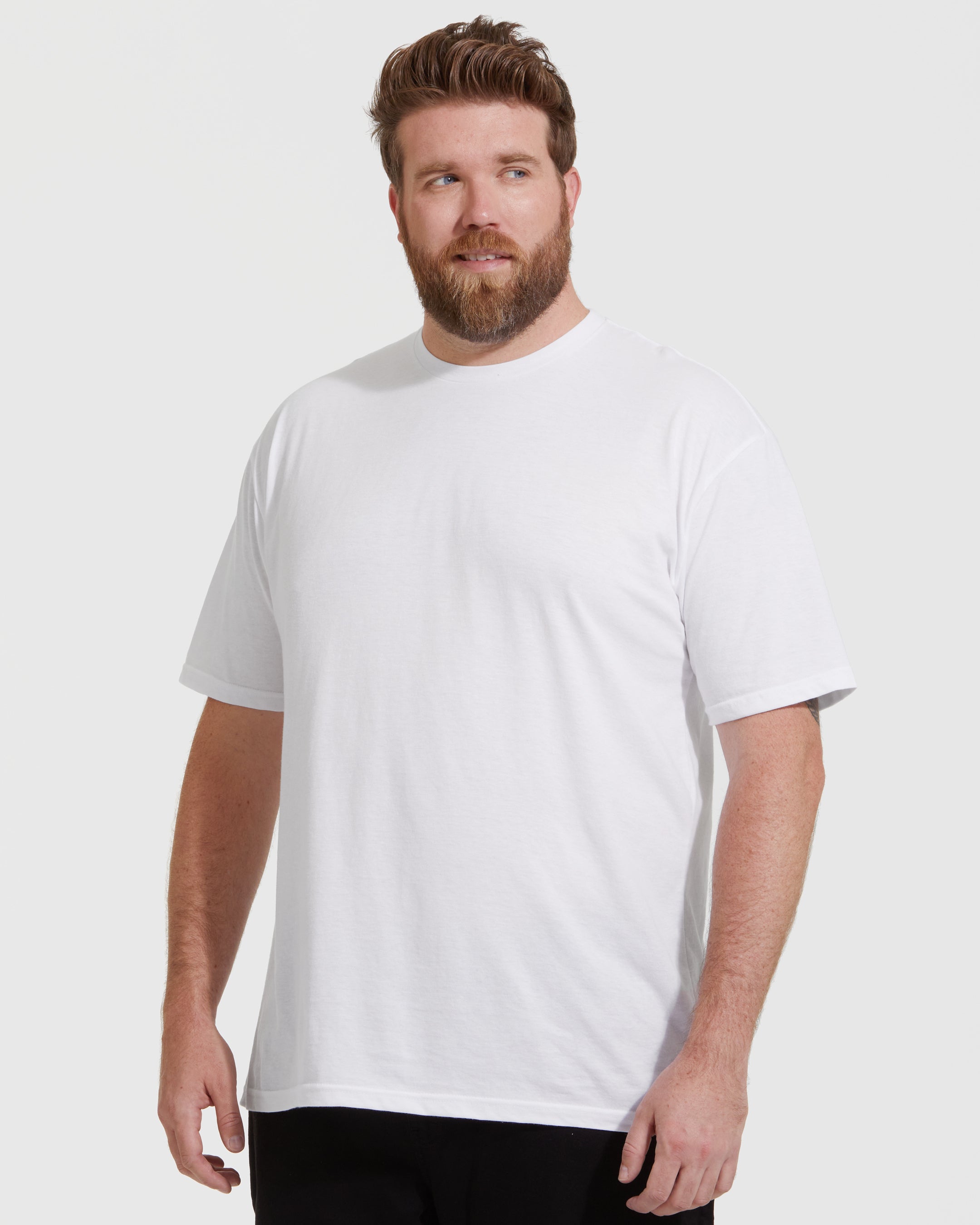 White round shop neck t shirt