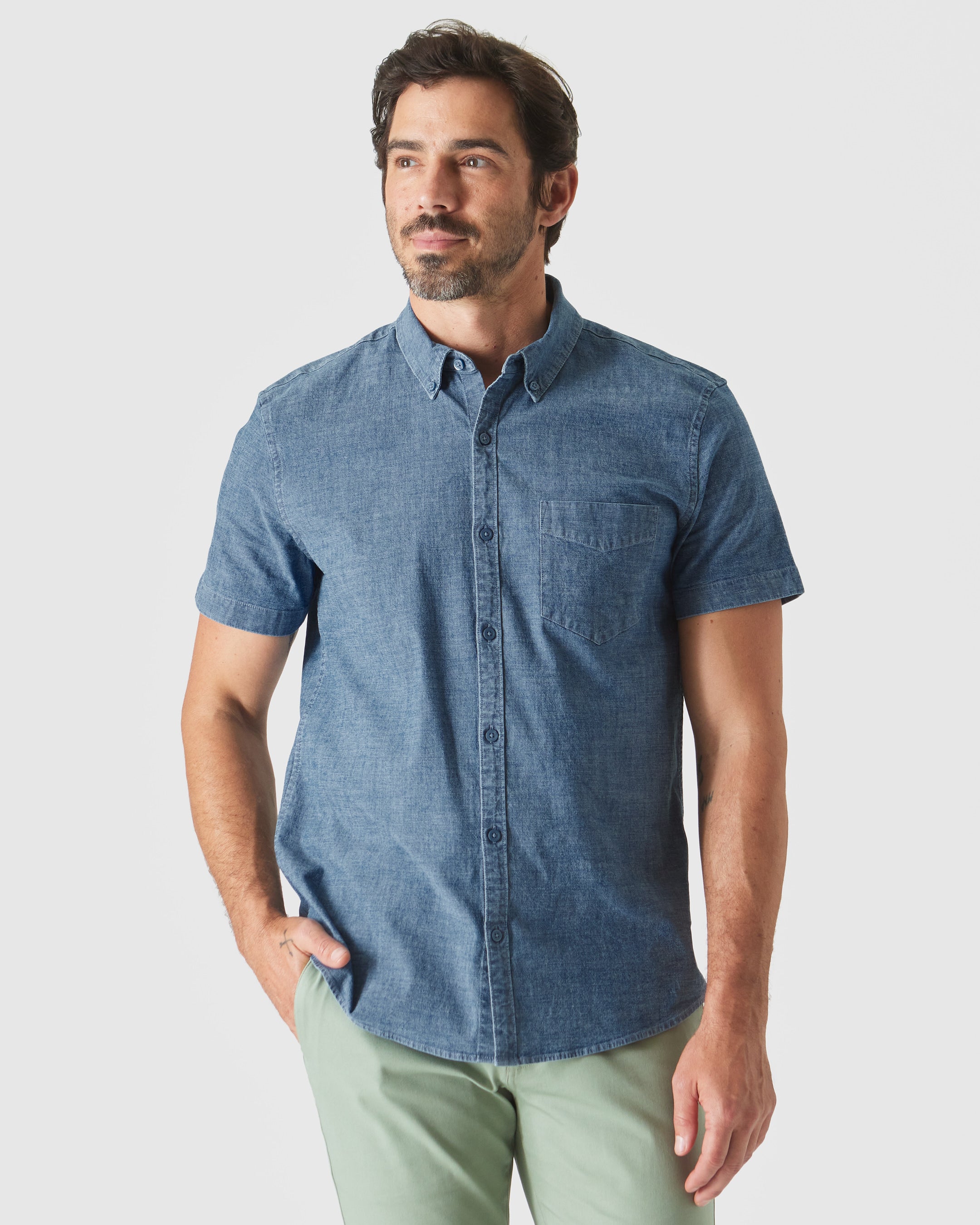 Black Wash Short Sleeve Stretch Chambray Shirt | Black Wash Short Sleeve  Stretch Chambray Shirt | True Classic