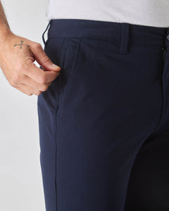 True ClassicPantalón chino de sarga ajustado azul marino