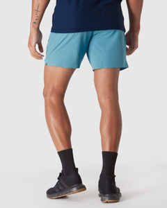 True Classic17 cm 2-in-1-Trainingsshorts in Voyager