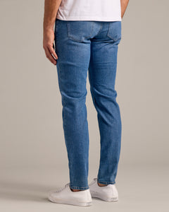 True ClassicJeans denim ajustados medio índigo lavados medio auténticos