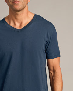 True ClassicNavy V-Neck Tee